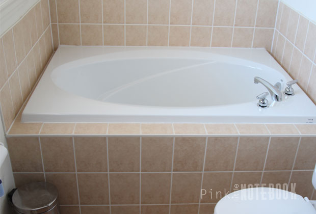 Rust Oleum Tile Transformations Kit, How To Cover Tile Around Bathtub